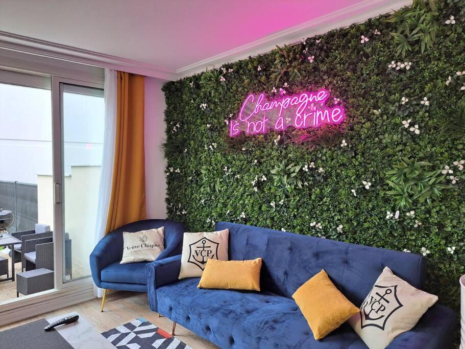 Camden - Exterieur Et Parking Apartment Reims Bagian luar foto