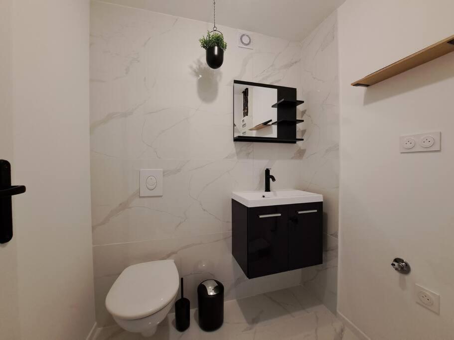 Camden - Exterieur Et Parking Apartment Reims Bagian luar foto